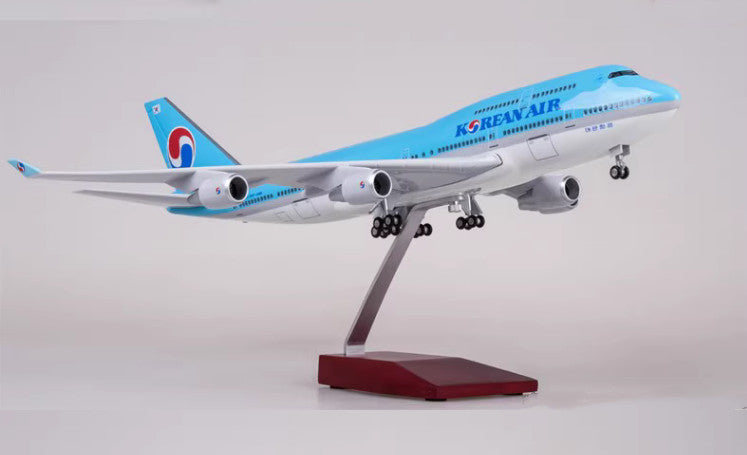 1:150 47CM KOREAN AIR BOEING 747-400 Airplane Landing Gear Resin Airplane Model