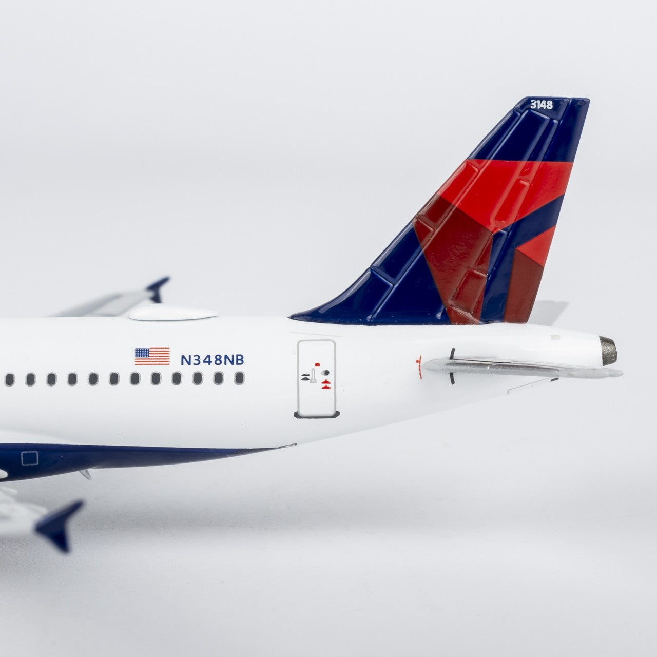 1:400 NGmodels Delta Air Lines Airbus A319 N348NB Airplane Diecast Plane Model