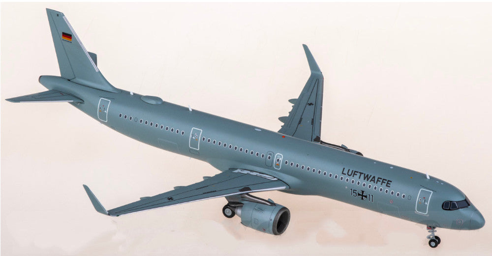 1:200 JC Wings Luftwaffe Airbus A321neo 15+11 Airplane Diecast Model