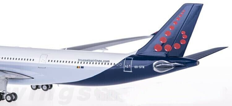 1:200 32CM Phoenix Brussels Airlines A330-300 Passenger Airplane Diecast Model