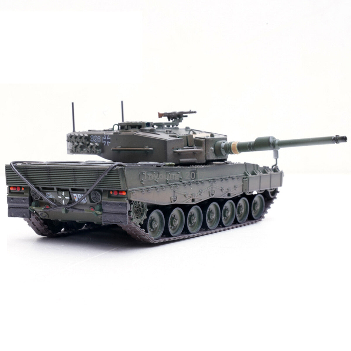1:72 Leopard 2A4 Battle Tank Model Diecast Military Toy Tank for Boys Gifts Kids