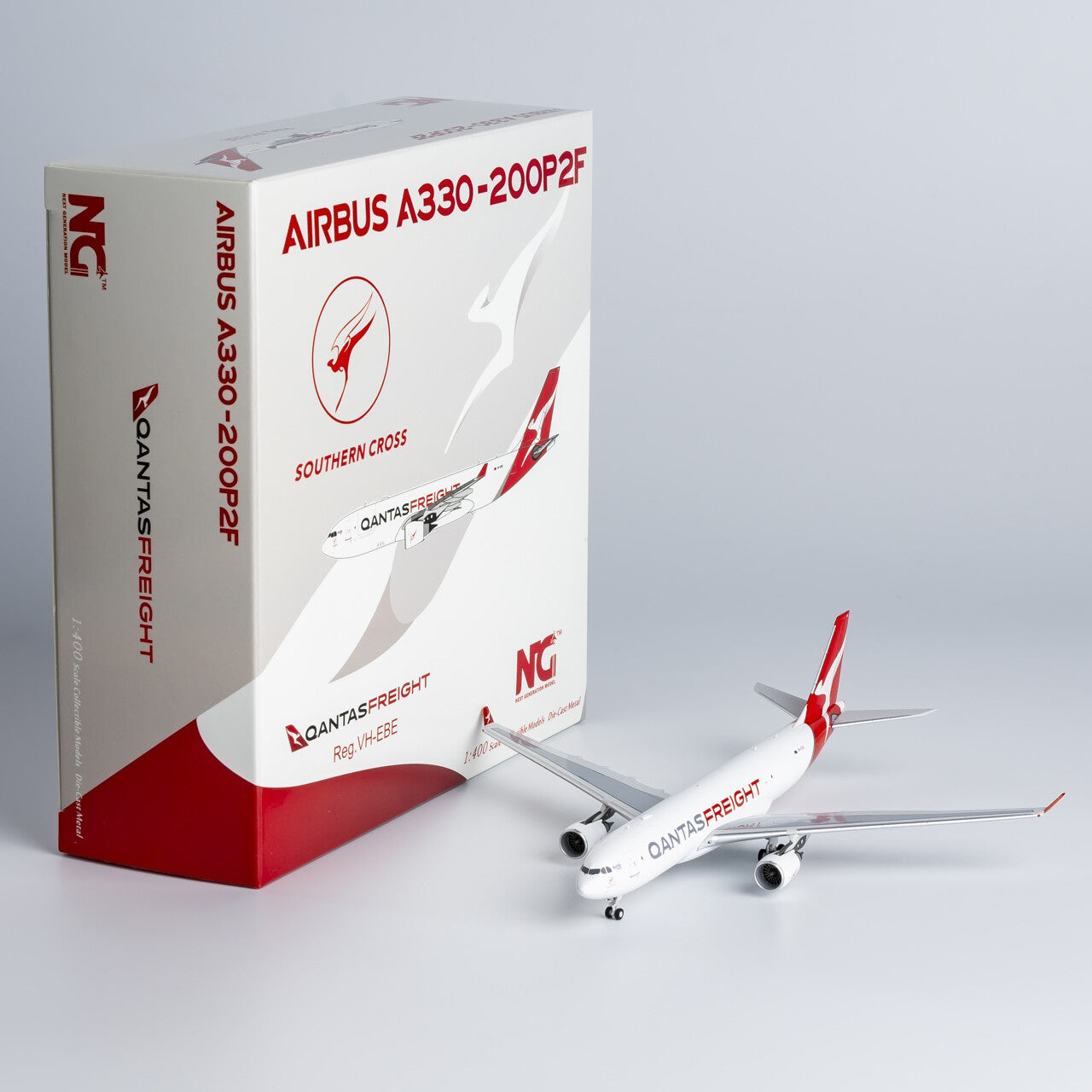 1:400 NG Model QANTASFREIGHT AIRBUS A330-200 Airplane Diecast Aircraft Model