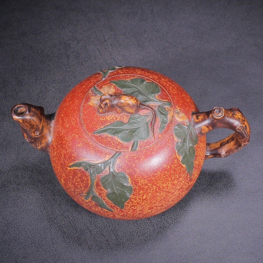 Chinese Yixing Zisha Clay Handmade Exquisite Teapot （小老鼠 底款：蒋燕庭）