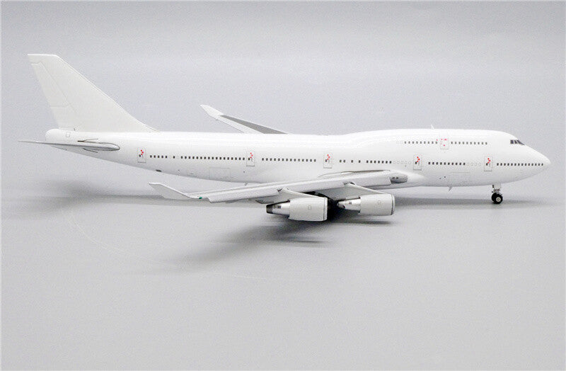 JC Wings Blank Plane For Boeing B747-400 GE Engine Flaps Down 1/400 plane Model