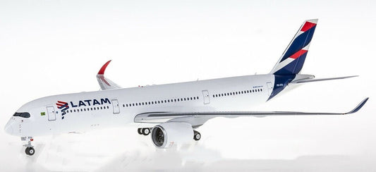 1:200 33CM Phoenix LATAM AIRBUS A350-900 Airplane Diecast Plane Aircraft Model