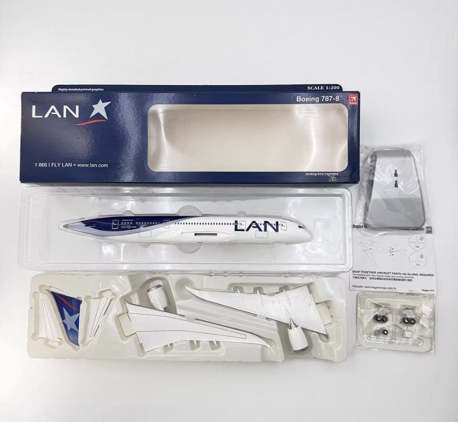 1:200 28CM Hogan LAN BOEING 787-8 Passenger Airplane Solid ABS Plastic Model