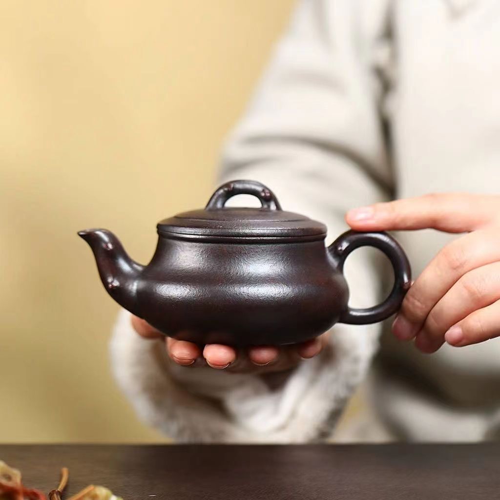 On Sales China Tea Pot Marked 220ml Original Ore Real Yixing Zisha Master Pot