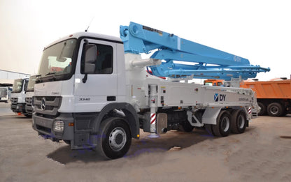 1:50 25CM DY Concrete Pump Truck Construction Machinery Equipment Diecast Model