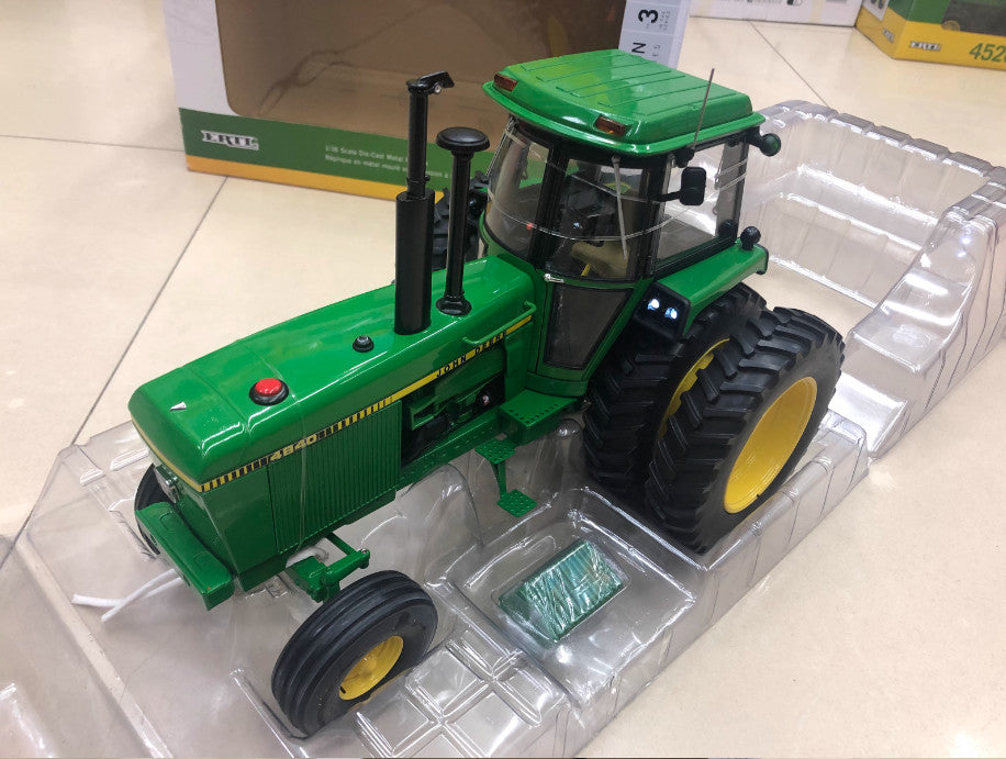 1:16 33CM ERTL JOHN DEERE 4840 Tractor Farm Agricultural Machinary Diecast Model