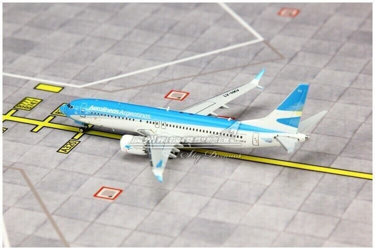 1:400 JC Wings Aerolíneas Argentinas BOEING 737 MAX 8 Airplane Diecast Model