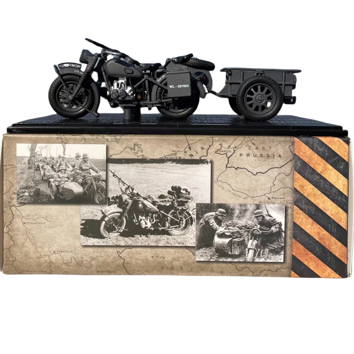 1/24 German WWII R75 Panzerfaust 30 Motorcycle Plastic Model Souvenir Display