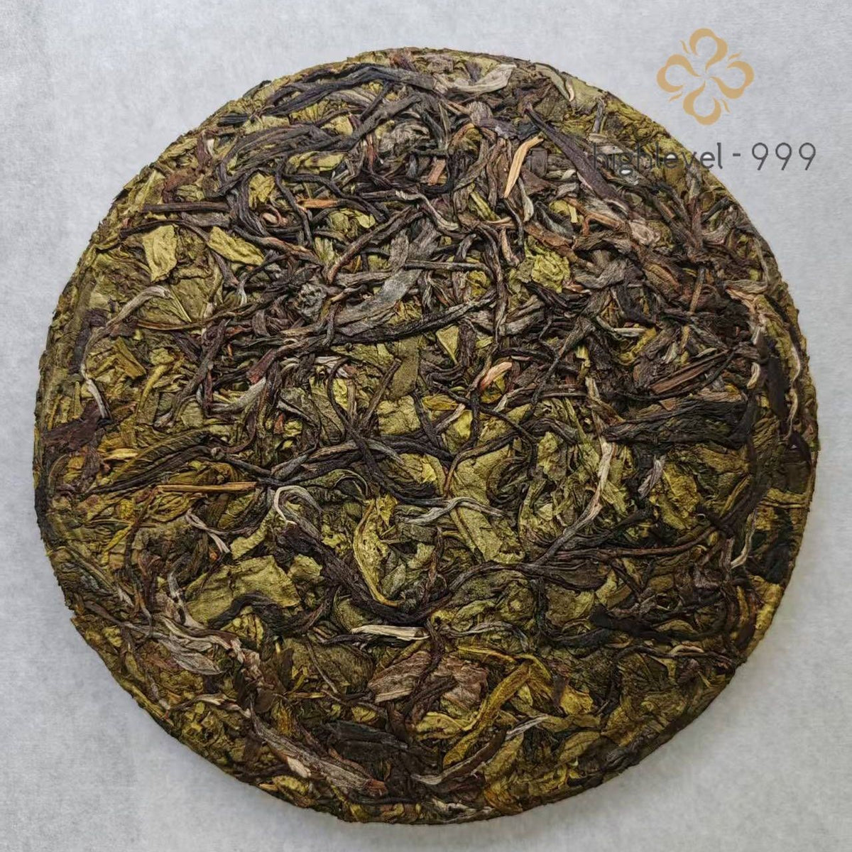 357g puer tea raw tea golden leaf cake Yunnan Sheng tea cake -
