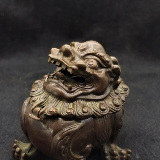 Chinese Bronze Lion Figure Statue Tea Pet Incense Burner Buddha Statue
