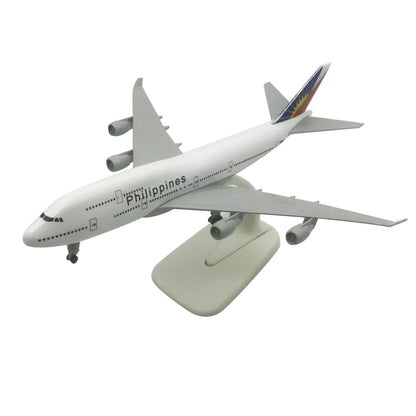 1:350 Scale 20cm Philippine Airlines B747 Airplane Diecast Alloy Model Toy Gifts