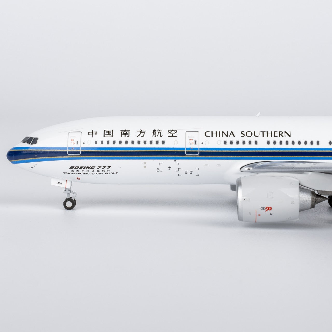 1:400 NGmodels China Southern Boeing 777-200ER Passenger Diecast Airplane Model