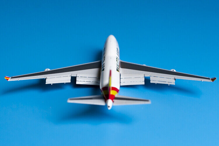 1:400 GeminiJets Kalitta Air BOEING 747-400 Airfreighter Flap Down Diecast Model