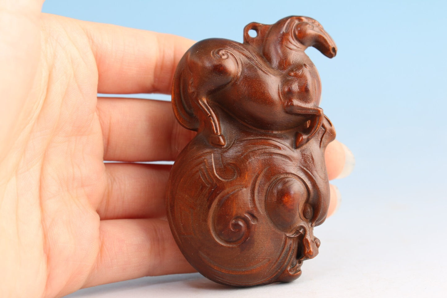 old boxwood hand carved horse Figure statue netsuke collectable gift hand piece