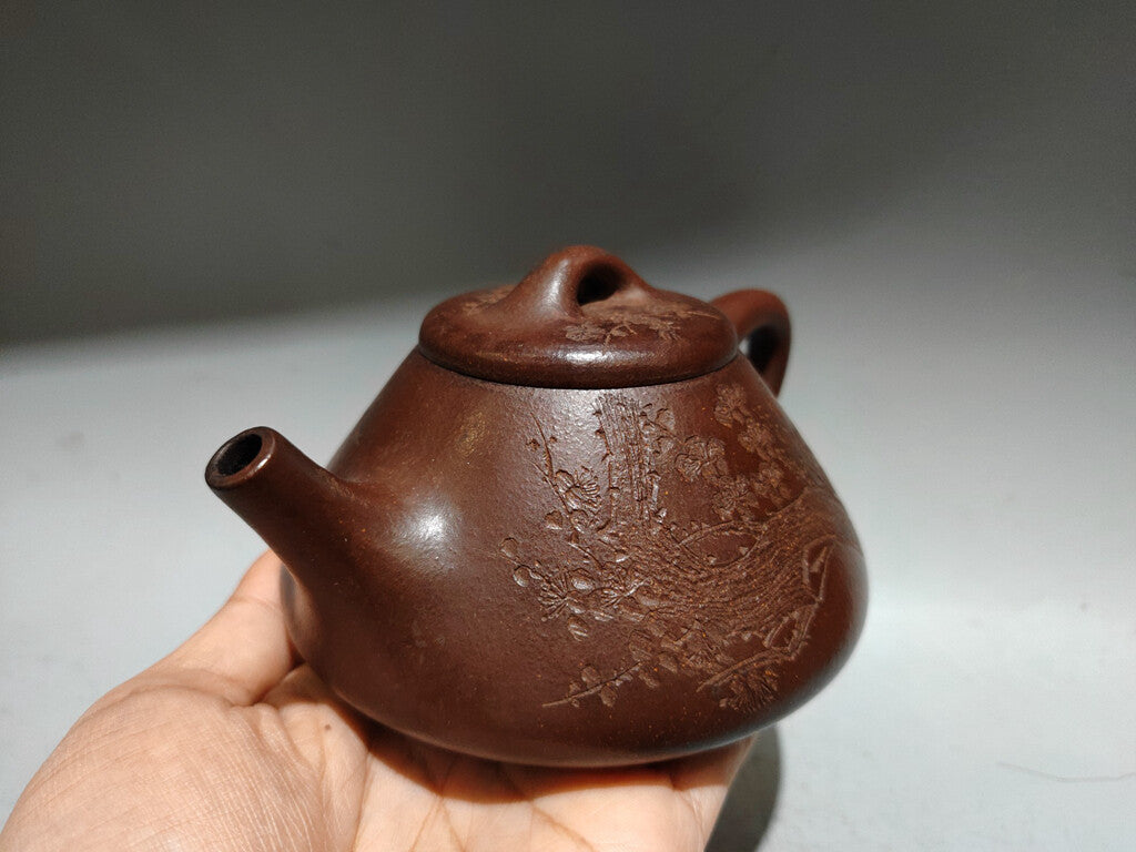 Chinese Yixing Zisha Clay Handmade Exquisite Teapot