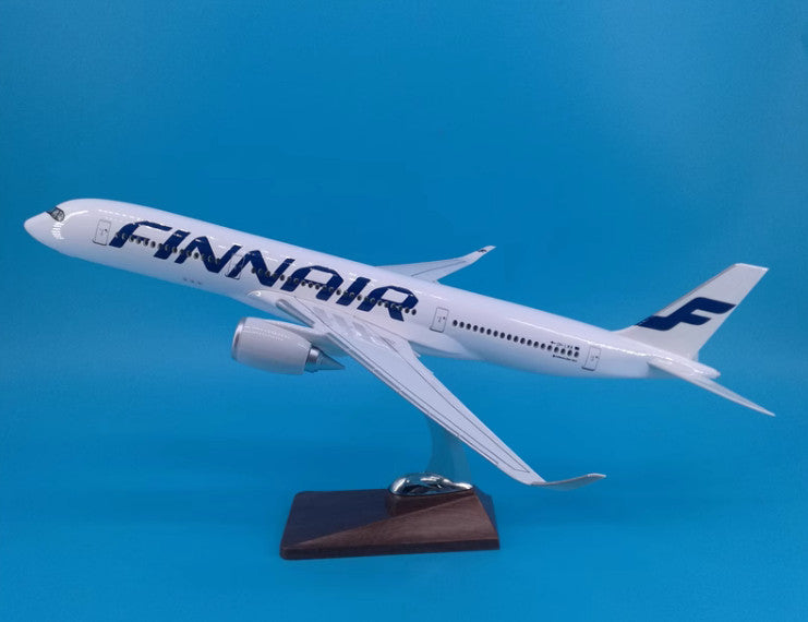 47CM FINNAIR AIRBUS A350 OH-LWA Passenger Airplane Resin Aircraft Plane Model