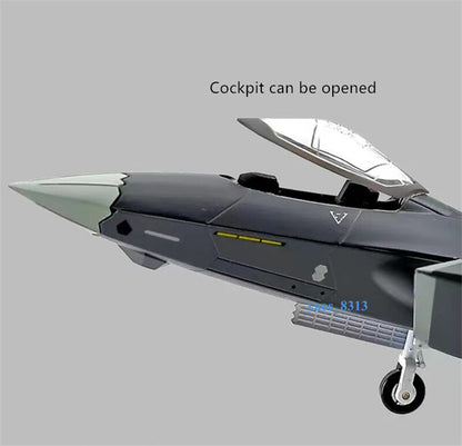 1/72 Scale Trumpeter Chengdu J-20 Stealth Fighter Mighty Dragon Model