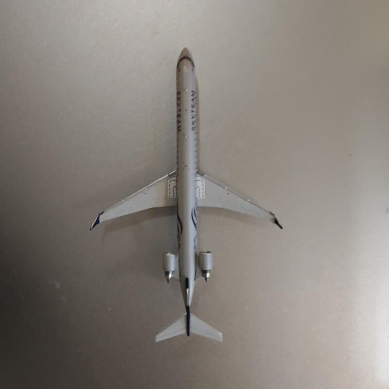 1:400 JC Wings Garuda Indonesia Bombardier CRJ1000 Plane Diecast Aircraft Model