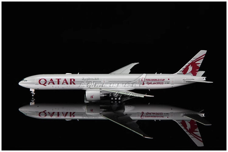 1:400 JC Wings QATAR BOEING 777-300ER Passenger Airplane Flap Down Diecast Model