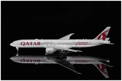 1:400 JC Wings QATAR BOEING 777-300ER Passenger Airplane Flap Down Diecast Model