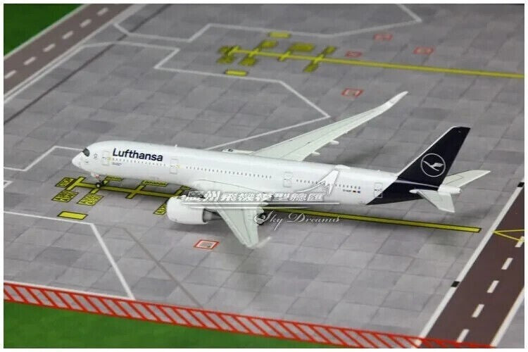 1:400 GeminiJets Lufthansa AIRBUS A350-900 Passenger Plane Diecast Model