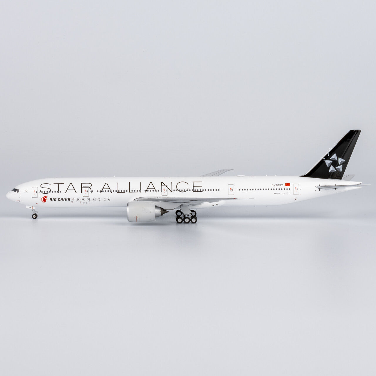 1:400 NGmodels Air China Boeing 777-300ER B-2032 Airplane Diecast Plane Model