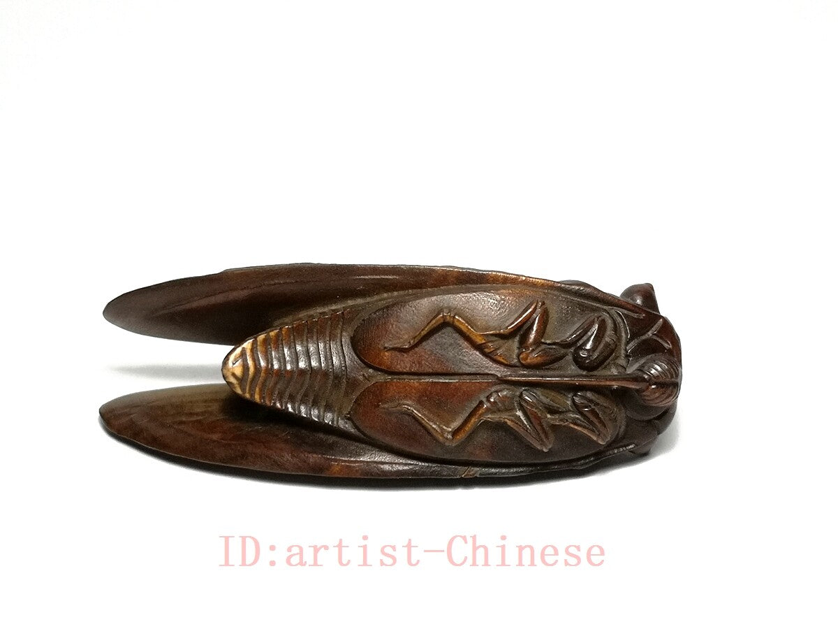Chinese boxwood hand carved cicada Figure statue netsuke collectable hand piece