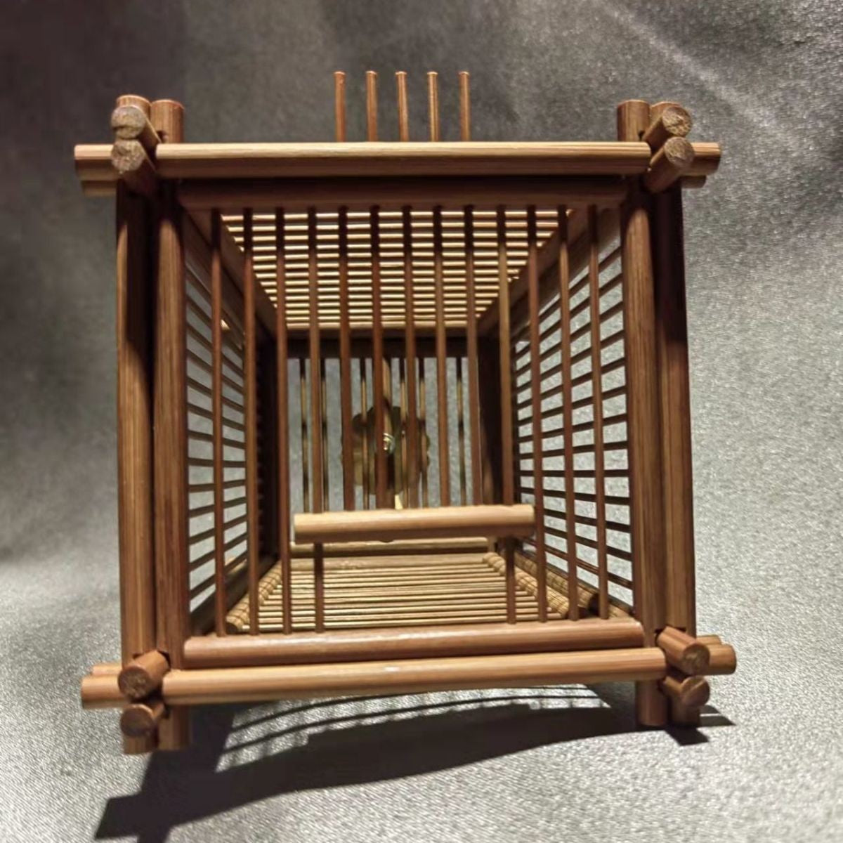 Handmade Brown Bamboo Katydid Cricket Cage Mortise Tenon Hanging Insect Box