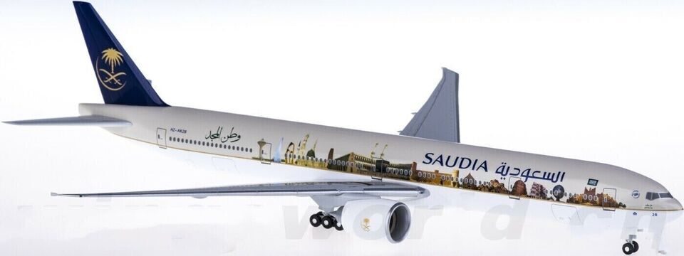 1:200 37CM Hogan SAUDIA BOEING 777-300ER Passenger Airplane ABS Plastic Model