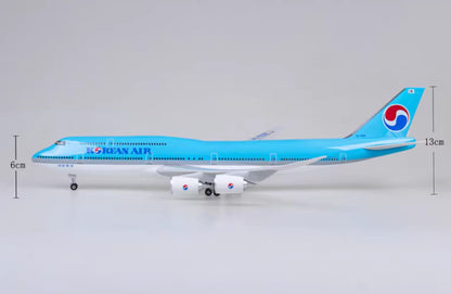 1:160 47CM KOREAN AIR BOEING 747-8 Airplane Landing Gear Resin Aircraft Model