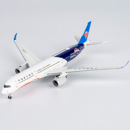 1:400 NGmodels China Southern Airbus A350-900 Passenger Diecast Airplane Model