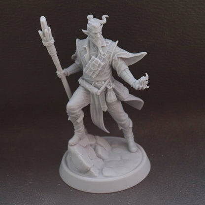 1/24 resin figures model Fantasy Elf Male Warrior Unassembled unpainted