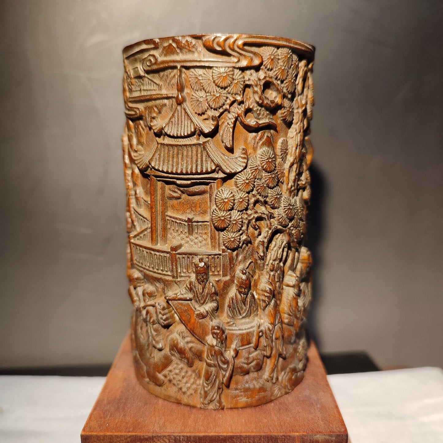 chinese carved brush pot pen case statue wood carving piano party story Study