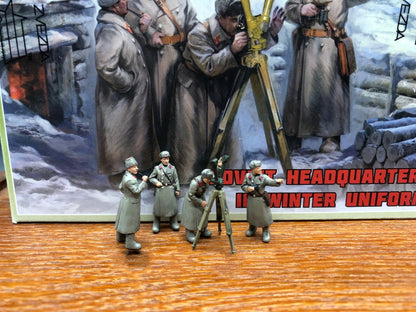 1/72 WWII Soviet Headquarters Soldiers in Winter Uniform handPainted *6231