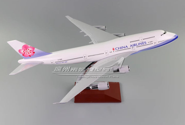 47CM 1:150 CHINA AIRLINES BOEING 747-400 B-18208 Passenger Airplane Resin Model