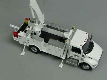 1:32 DM PETERBILT 536 With Altec AA55 Aerial SERVICE TRUCK Machine Diecast Model