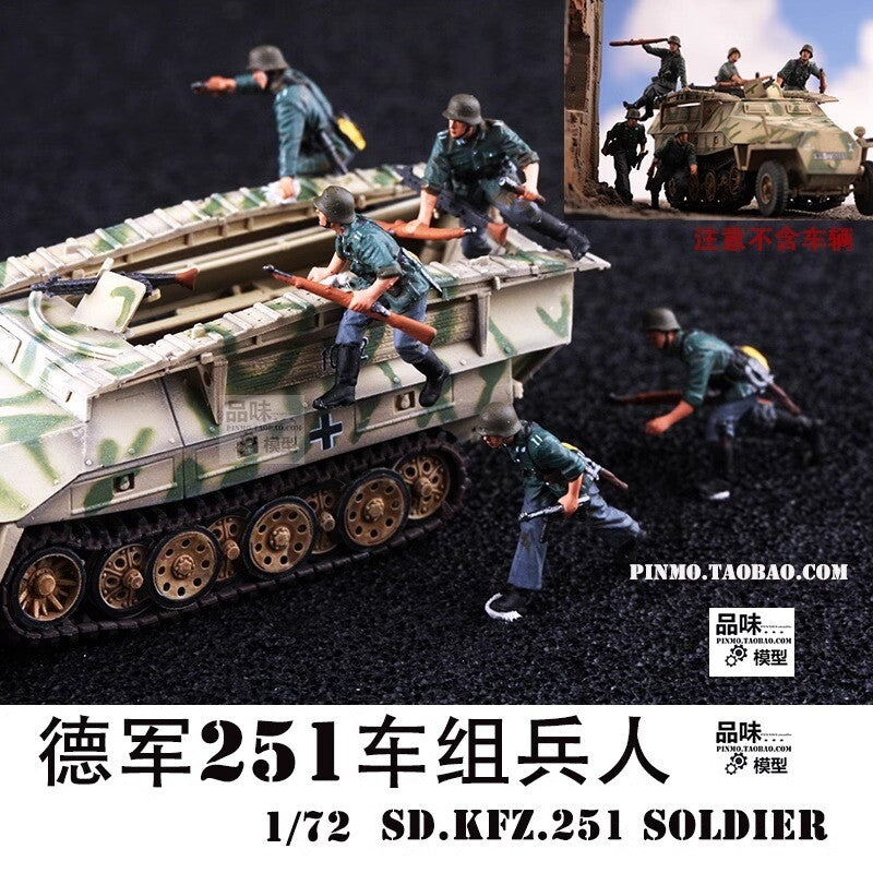 1/72 German Sd.Kfz.251 Vehicle Mounted Combat Position 5 Troops (without tanks)