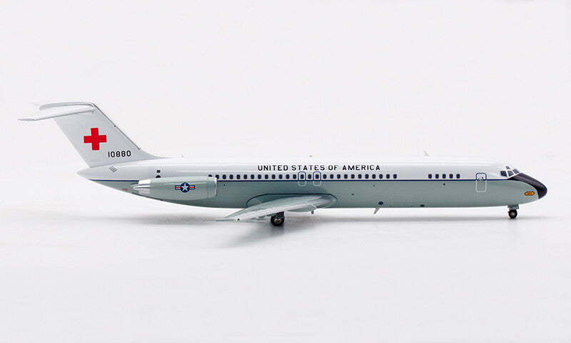 1:200 InFlight USAF McDonnell Douglas DC-9-30(C-7A) Airplane Diecast Plane Model