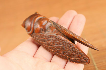 chinese boxwood handmade cicada statue figure decoration hand piece