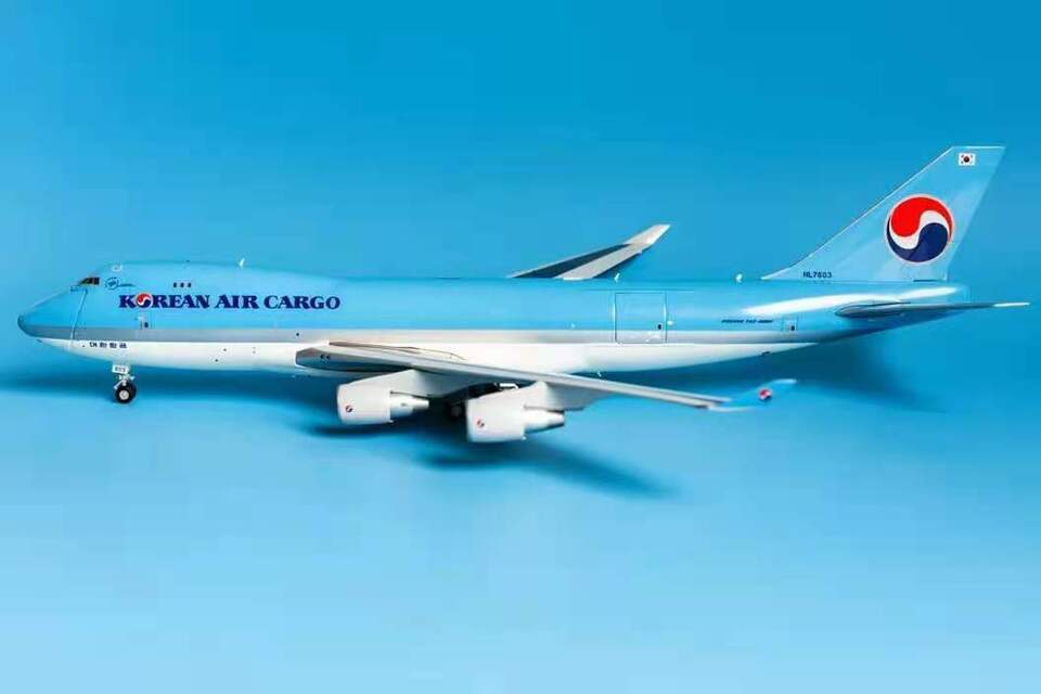 1:200 35CM GeminiJets KOREAN AIR BOEING 747-400 Passenger Airplane Diecast Model