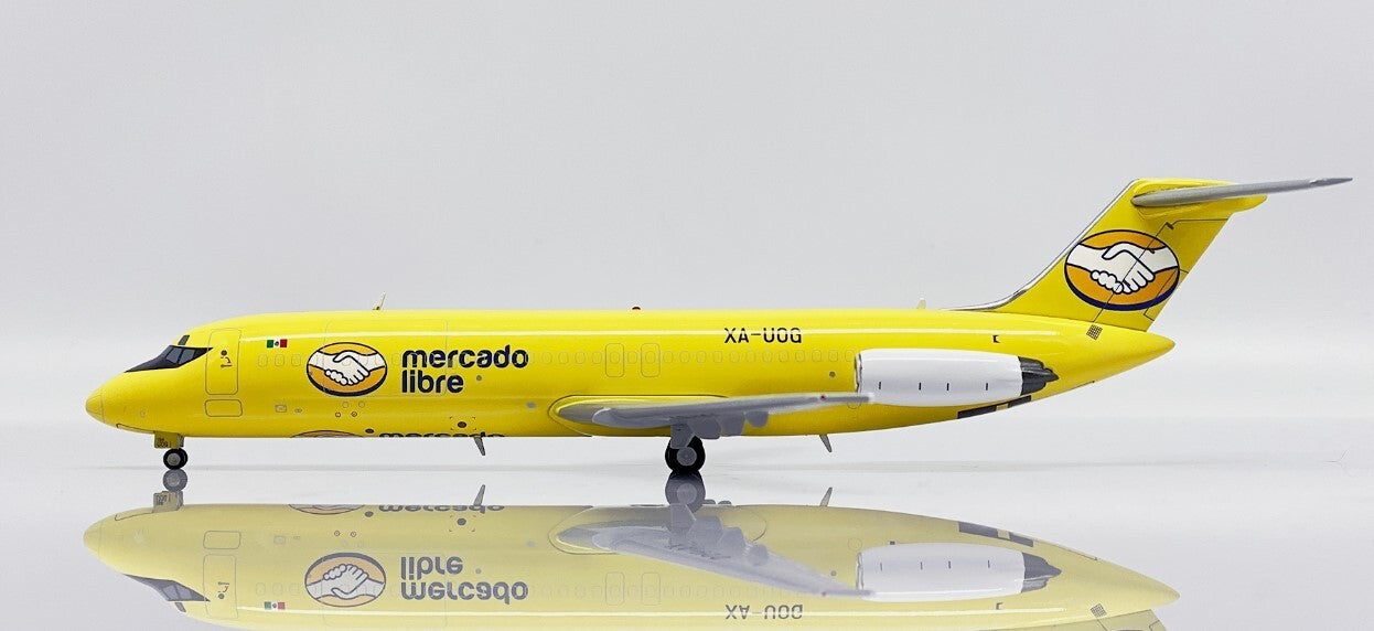 1:200 JC Wings Mercado Livre DC-9-30F Passenger Airplane Diecast Aircraft Model
