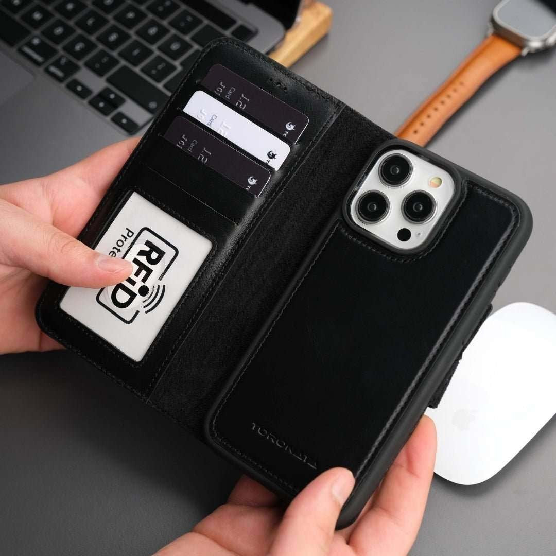 Casper iPhone 16 Pro Leather Wallet Case MagSafe