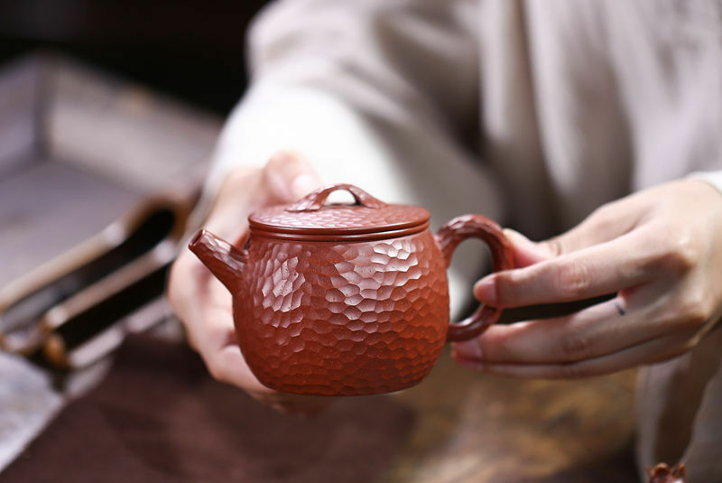 Chinese Yixing Zisha Clay Handmade Exquisite Teapot #88522