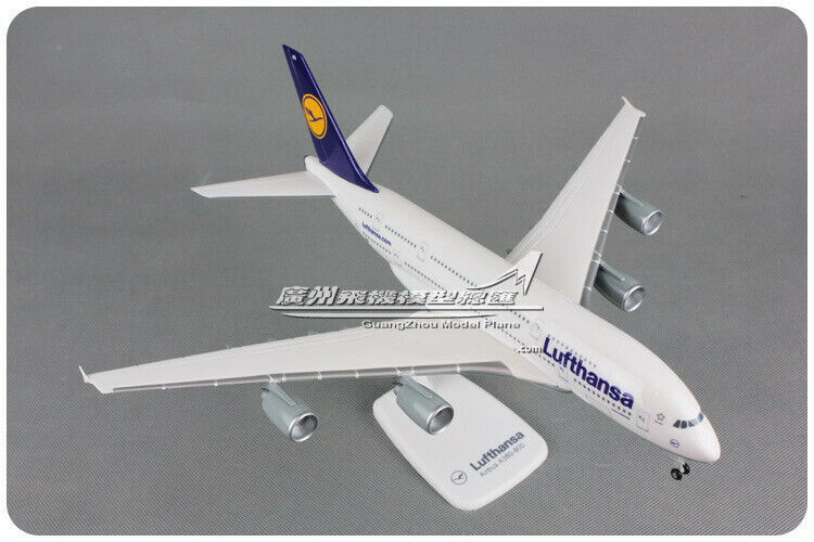 1:250 30CM Lufthansa AIRBUS A380 Passenger Airplane ABS Plastic Aircraft Model
