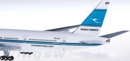 1:200 32CM Hogan KUWAIT AIRWAYS BOEING 777-200 Passenger Plane ABS Plastic Model