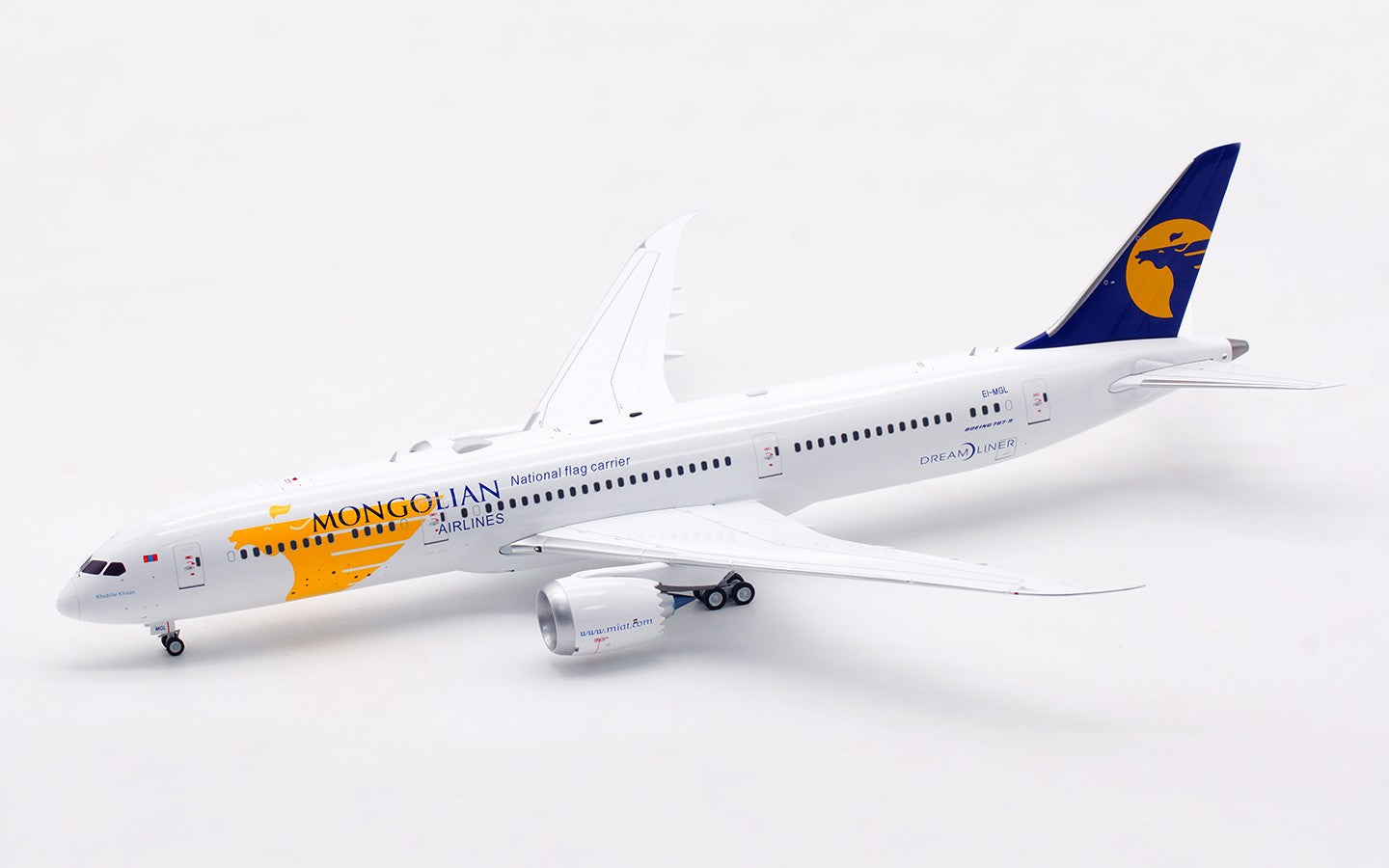 1:200 InFlight Mongolian B787-9 Passenger Airplane Diecast Aircraft Model