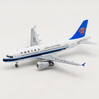 Inflight CHINA SOUTHERN AIRLINES AIRBUS A319 B-6207 1/200 diecast model aircraft